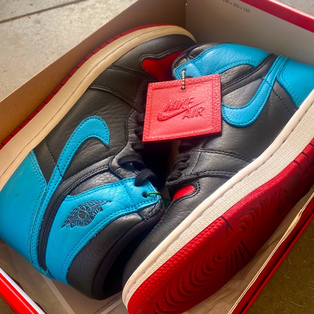 Jordan 1 Retro High NC to CHI Leather (W)